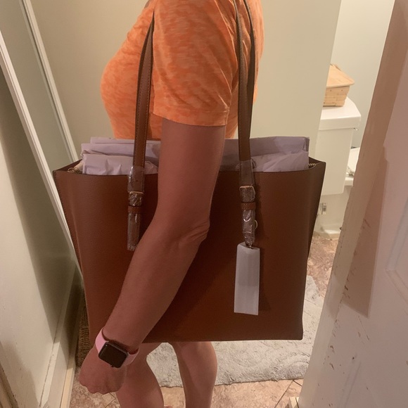 Coach Mollie Tote and Wallet - Picture 7 of 7